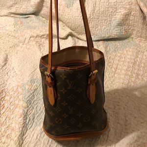 Louis Vuitton bucket bag (small size)